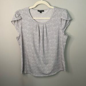 Adriana Papell black and white polka dot blouse top.